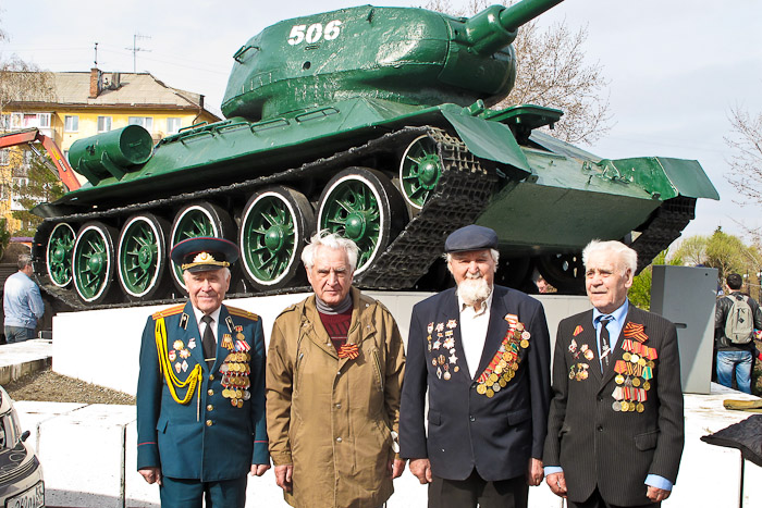 Виктор Михайлович Севастьянов, Омск