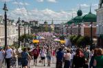 Но давайте прогуляемся по Любинскому, где развернулись интерактивные площадки