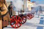 Гром орудий в финале программы слушали лишь самые стойкие посетители